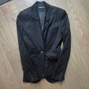 Elizabeth and James Black Blazer with Notched Lapels and Fitted Silhouette